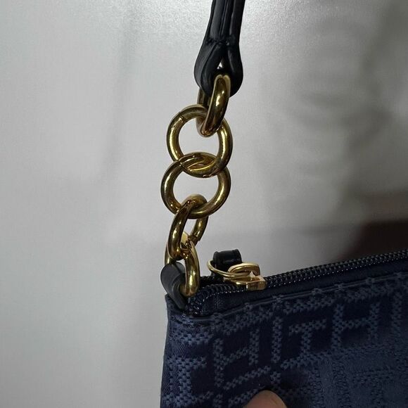 Tommy Hilfiger Women's Navy Blue Synthetic Leather Logo Print Cross Body Bag - Picture 2 of 14